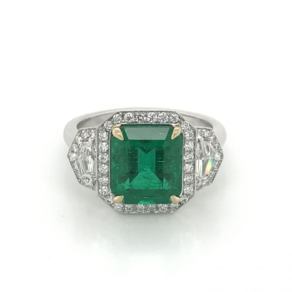 Buy Round Green Emerald Stone Studded Silver Adjustable Ring Online – The  Jewelbox
